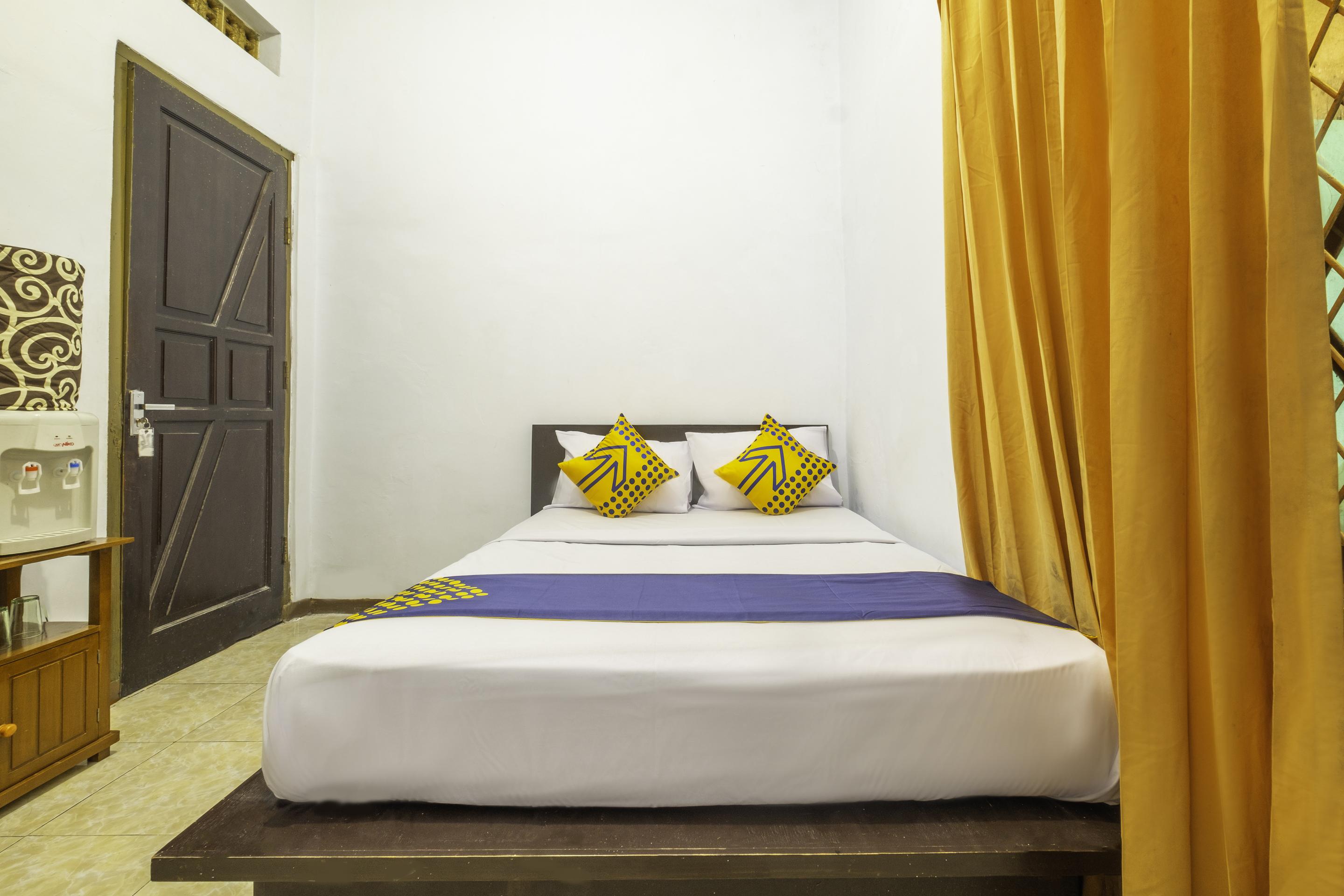 Spot On 2395 Aden 2 Syariah Hotel 2*