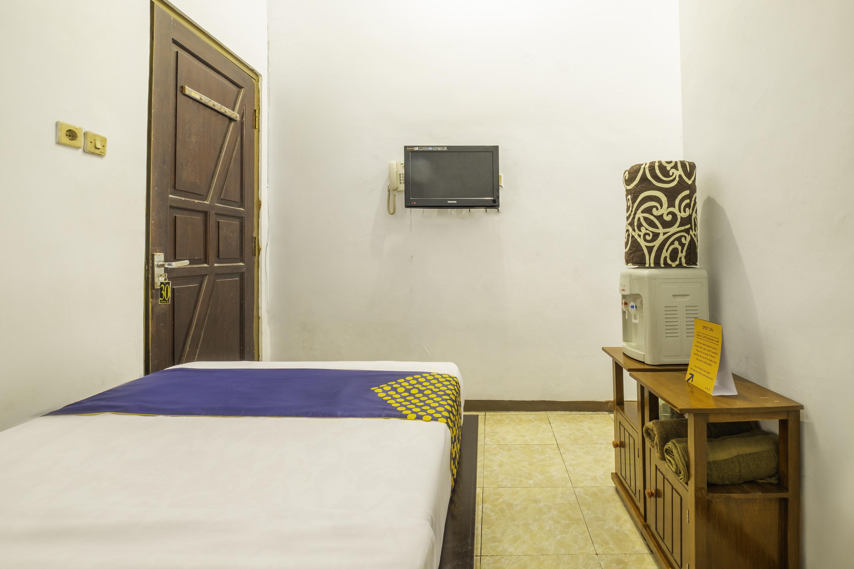 Hotel Spot On 2395 Aden 2 Syariah